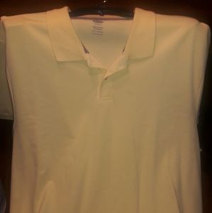 Short sleeve collared shirt